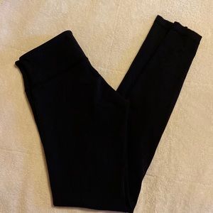 Lululemon yoga pants